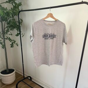 Abercrombie & Fitch Graphic Tee